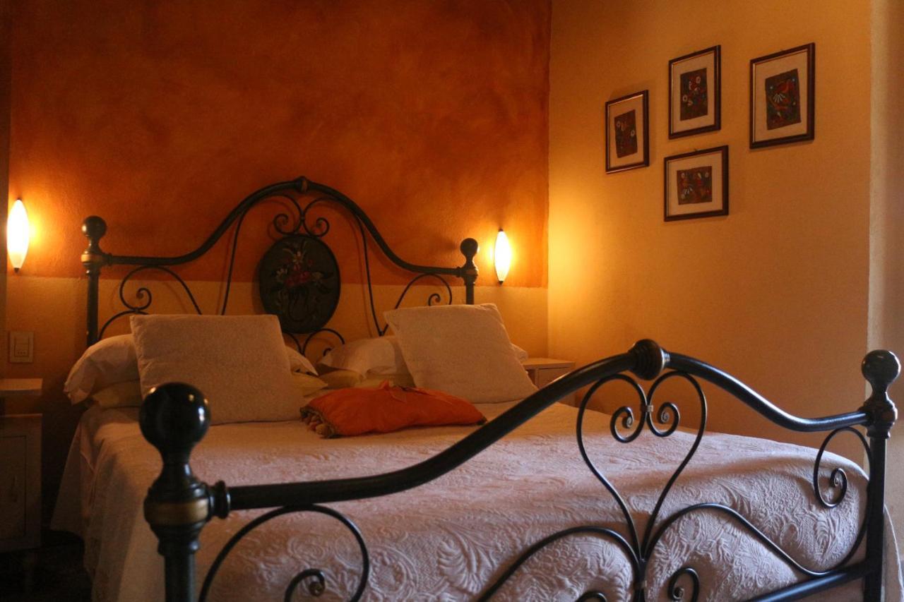 Vellano Oasi Lignana Suite Apartments מראה חיצוני תמונה
