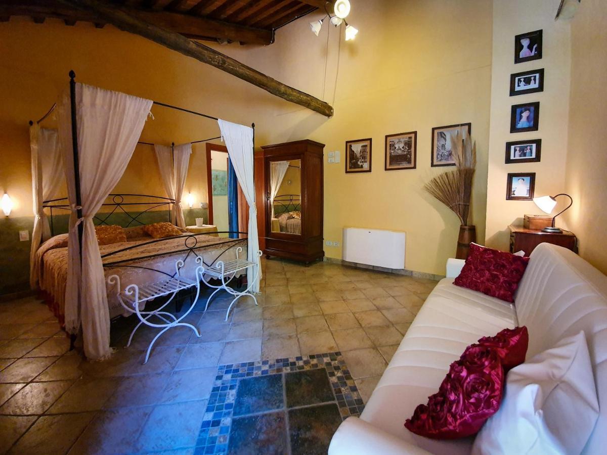 Vellano Oasi Lignana Suite Apartments מראה חיצוני תמונה