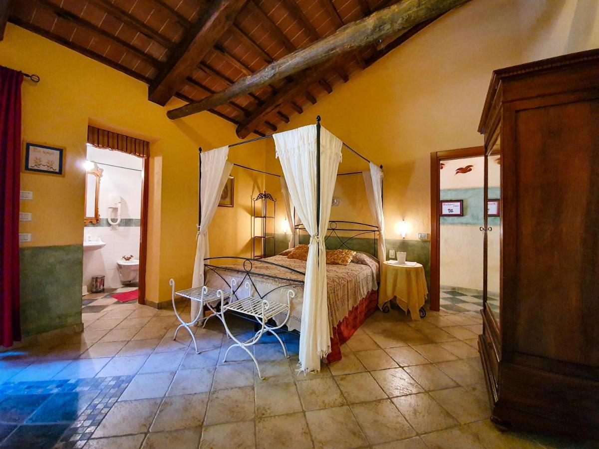 Vellano Oasi Lignana Suite Apartments מראה חיצוני תמונה