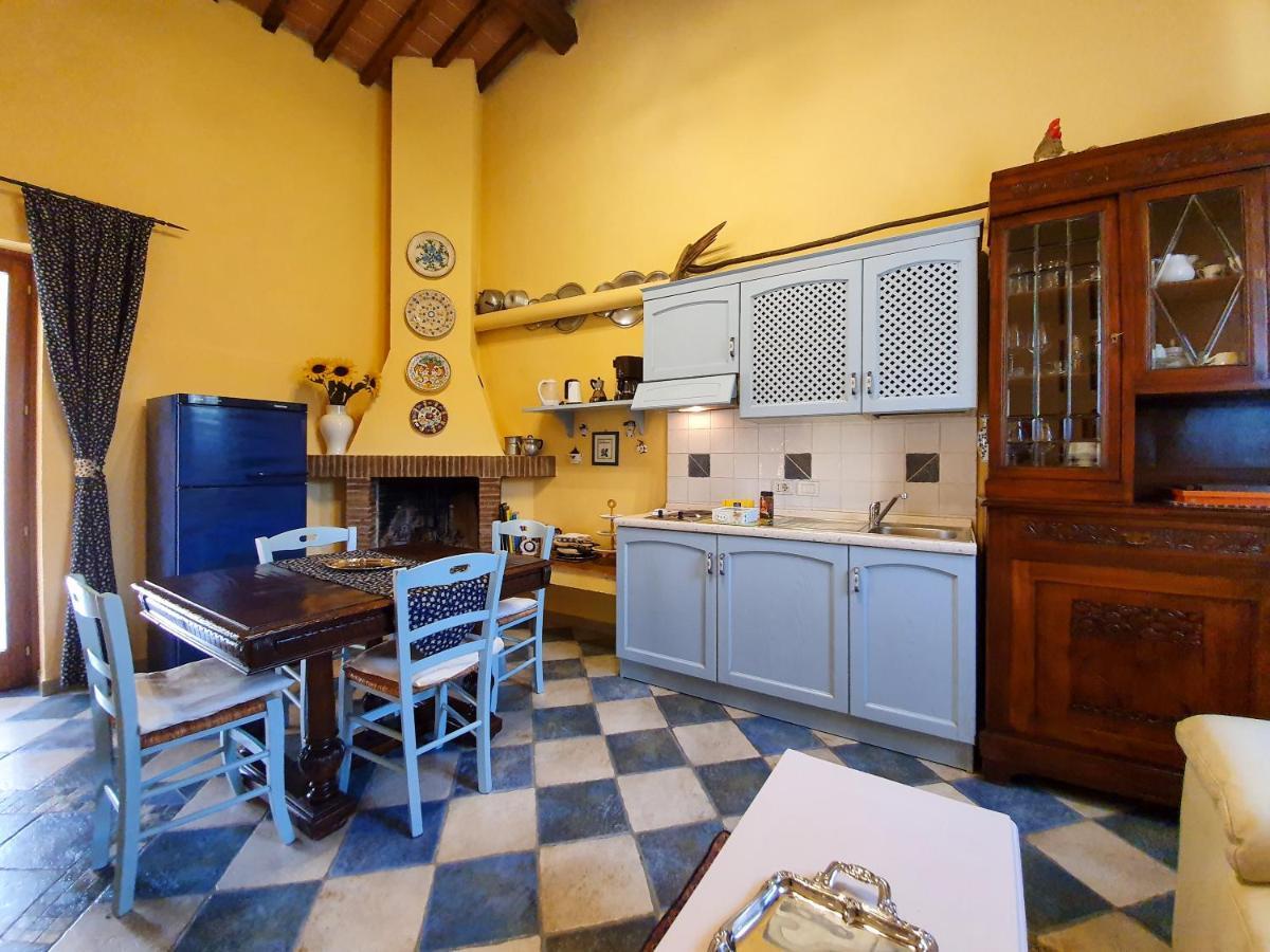 Vellano Oasi Lignana Suite Apartments מראה חיצוני תמונה