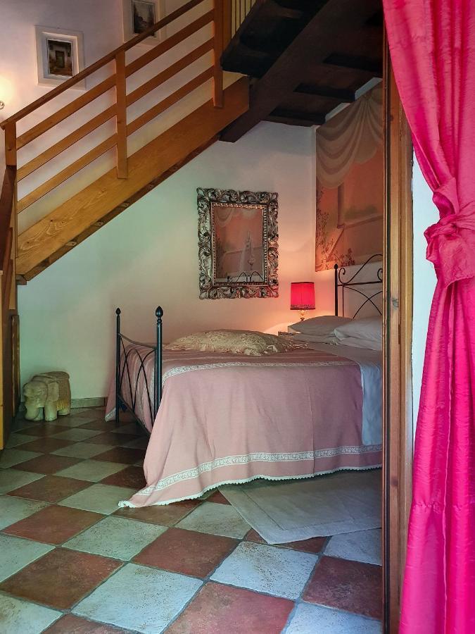 Vellano Oasi Lignana Suite Apartments מראה חיצוני תמונה