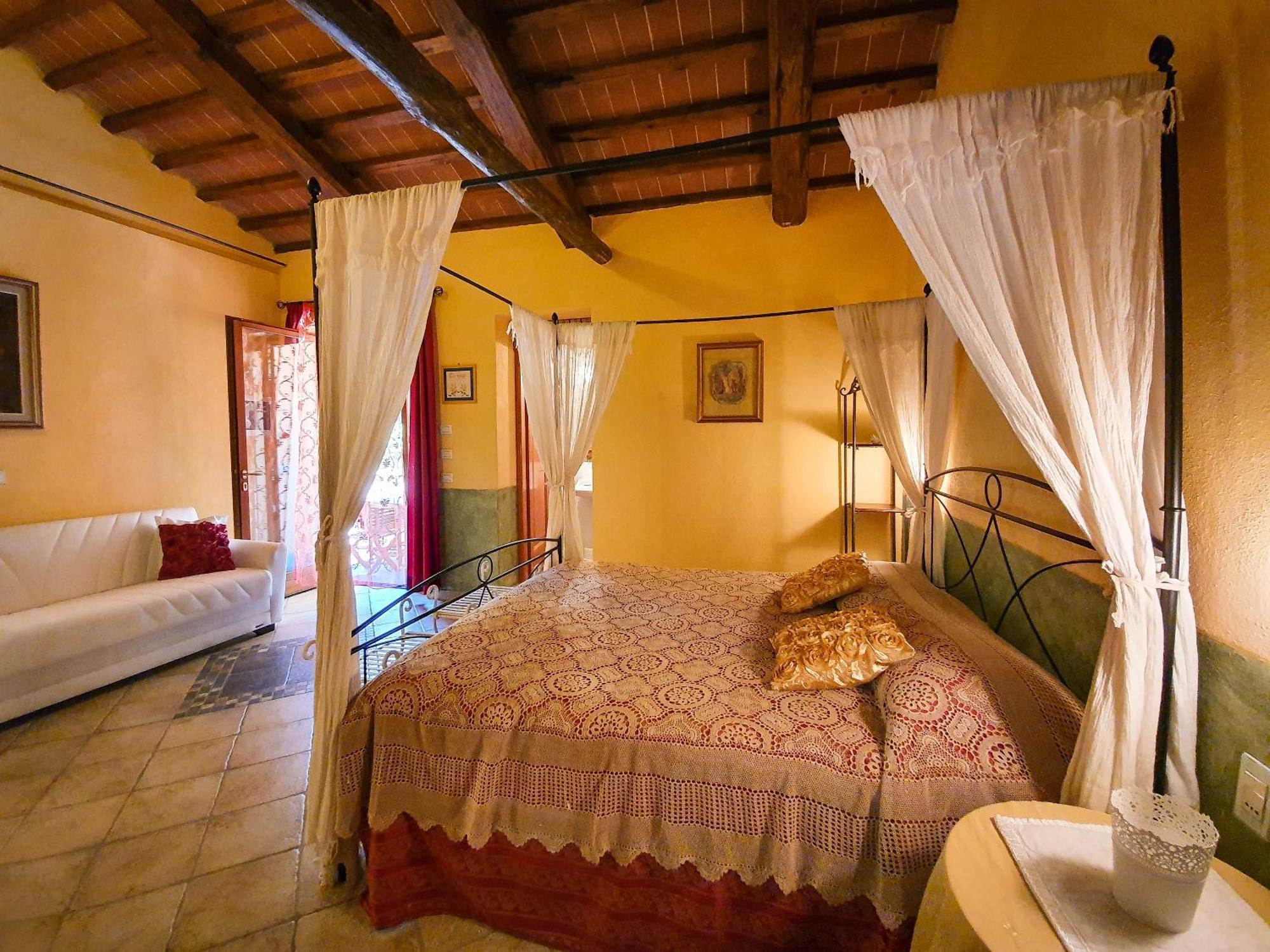 Vellano Oasi Lignana Suite Apartments מראה חיצוני תמונה